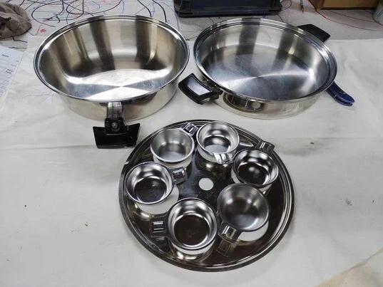 Royal Queen Egg Poucher 5 Ply cookware